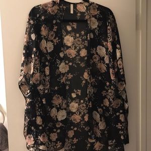 Floral print kimono